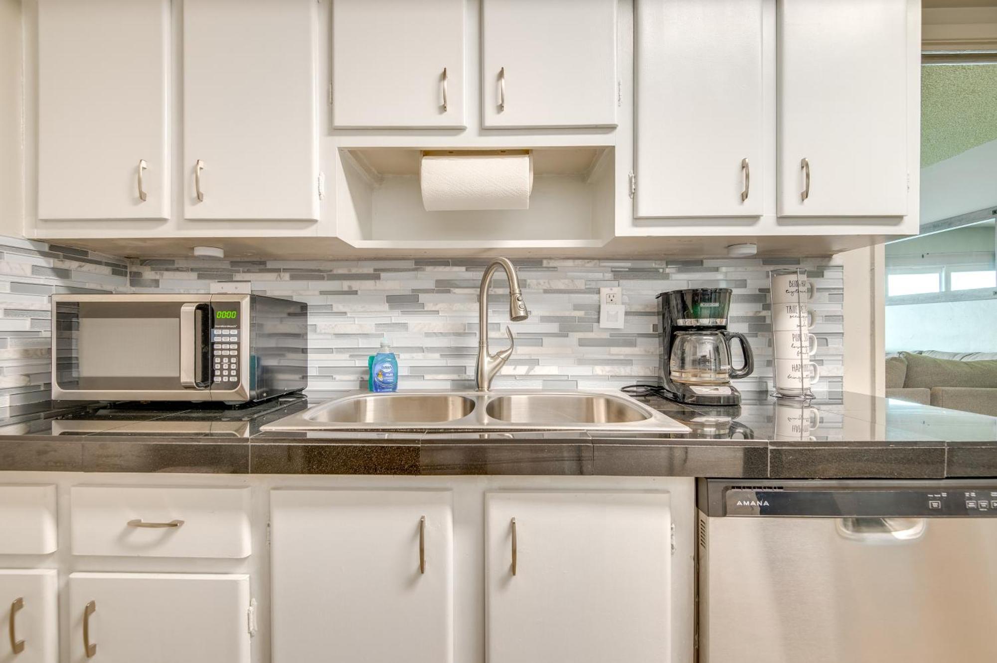 Walk To Shore Satellite Beach Condo With Ocean View Exteriör bild