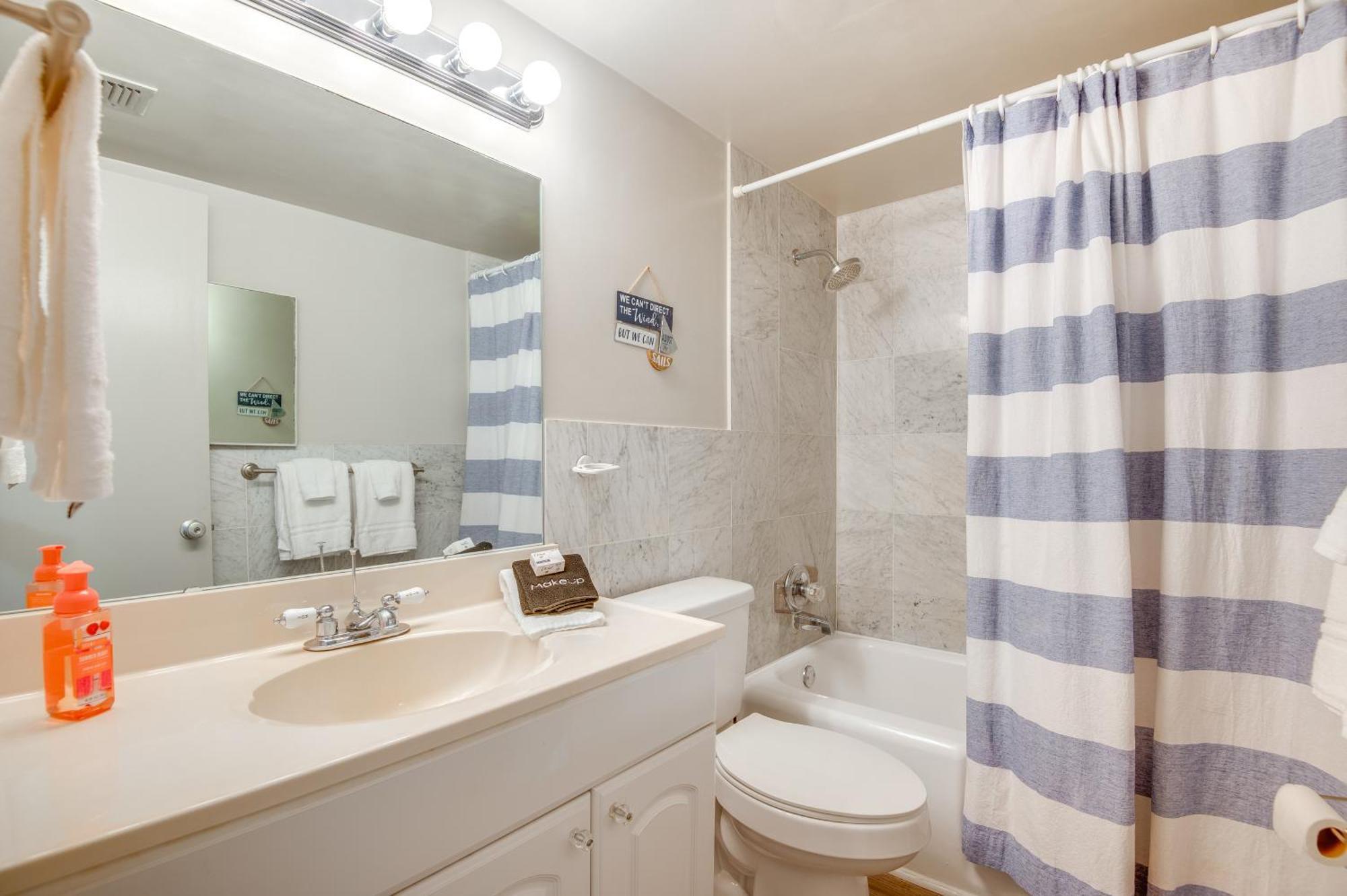 Walk To Shore Satellite Beach Condo With Ocean View Exteriör bild