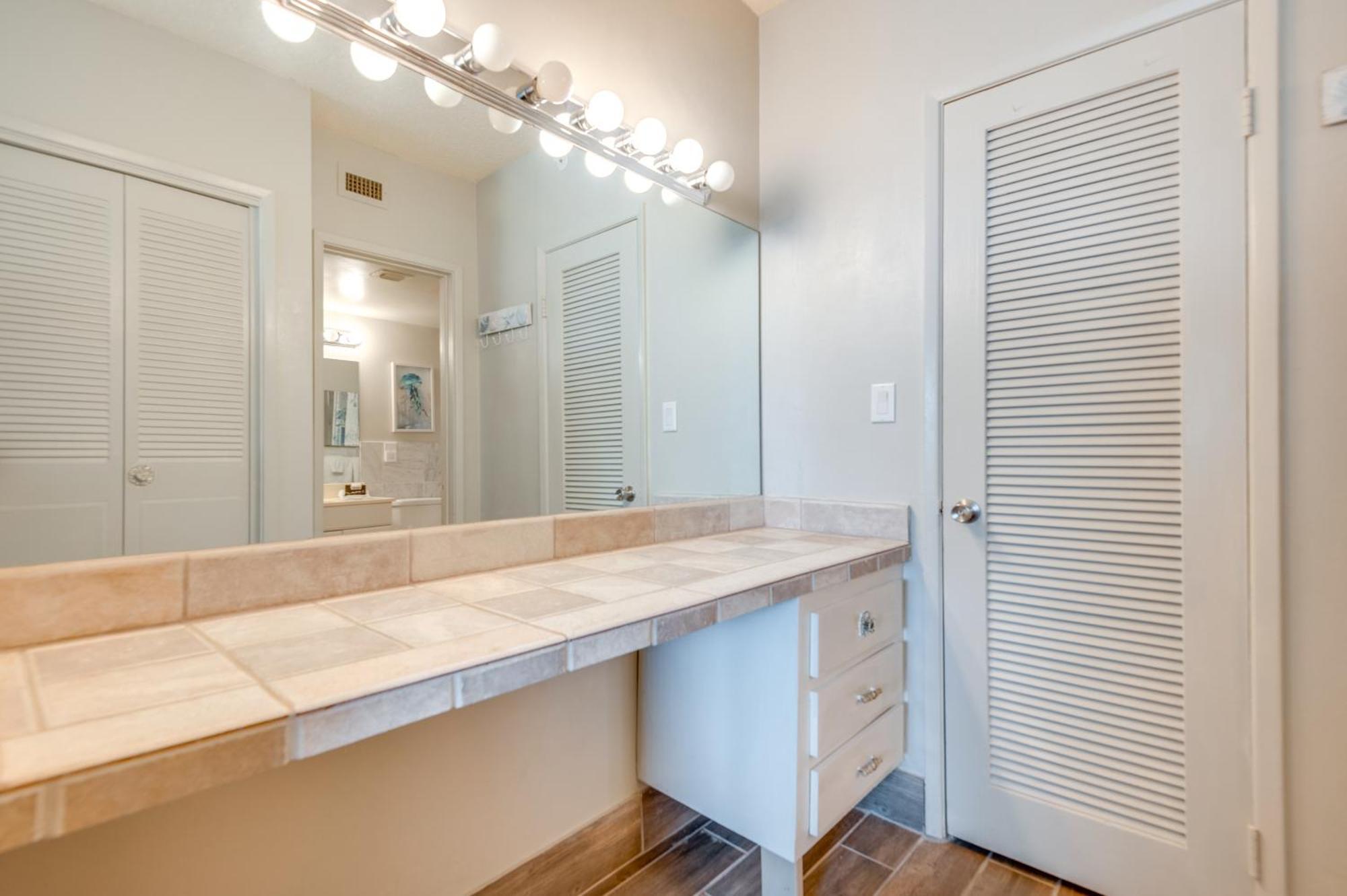 Walk To Shore Satellite Beach Condo With Ocean View Exteriör bild